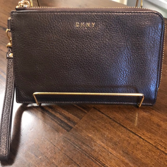 EUC DKNY Wristlet Wallet - Picture 1 of 10